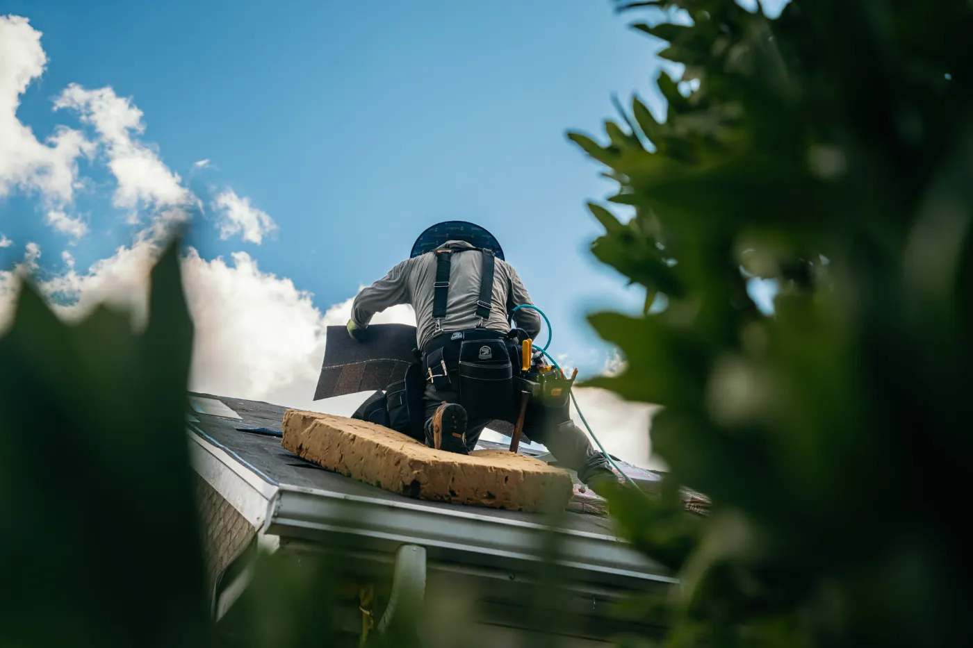 Manufacturer-certified roof installation in Heather Knoll